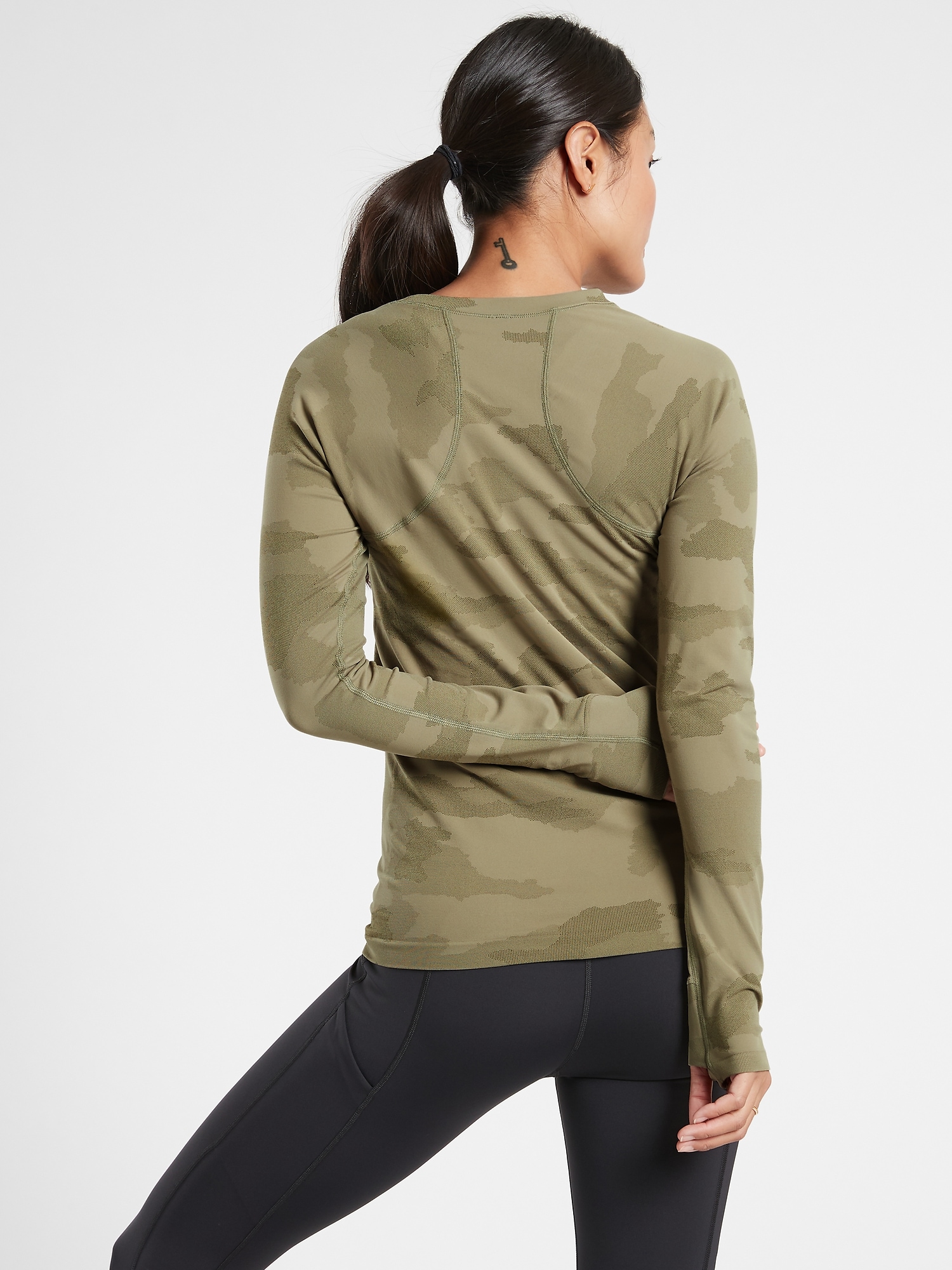 Momentum Seamless Camo Top