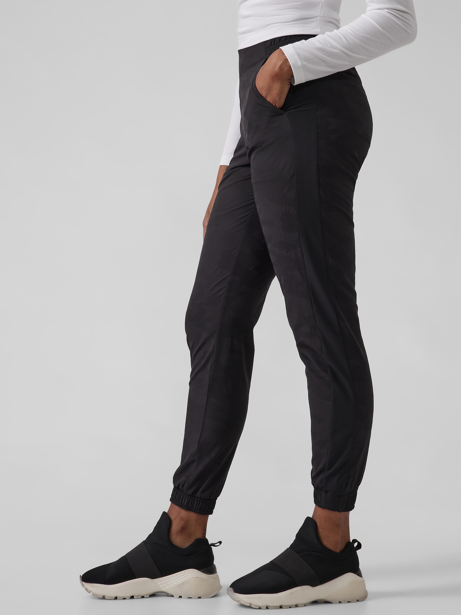 Brooklyn Camo Jogger