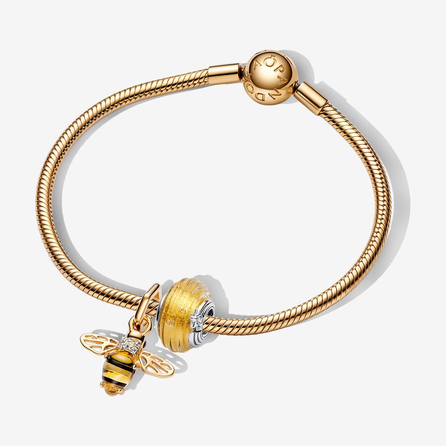 Sparkling Bee Charm Bracelet Set