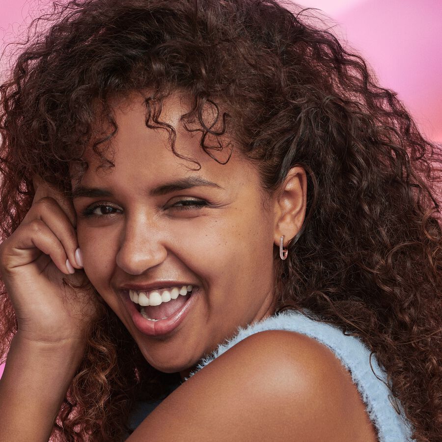 Pandora ME Pav&eacute; Link Earring