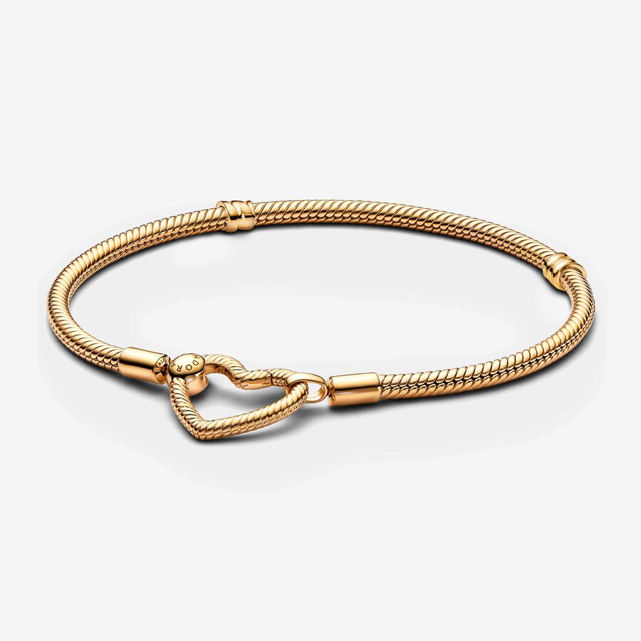 Pandora Moments Heart Closure Snake Chain Bracelet