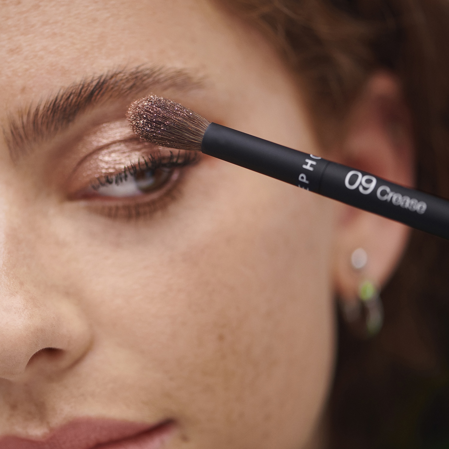 09 Pincel para Hueco de P&aacute;rpados - Aplicaci&oacute;n intuitiva, acabado perfecto