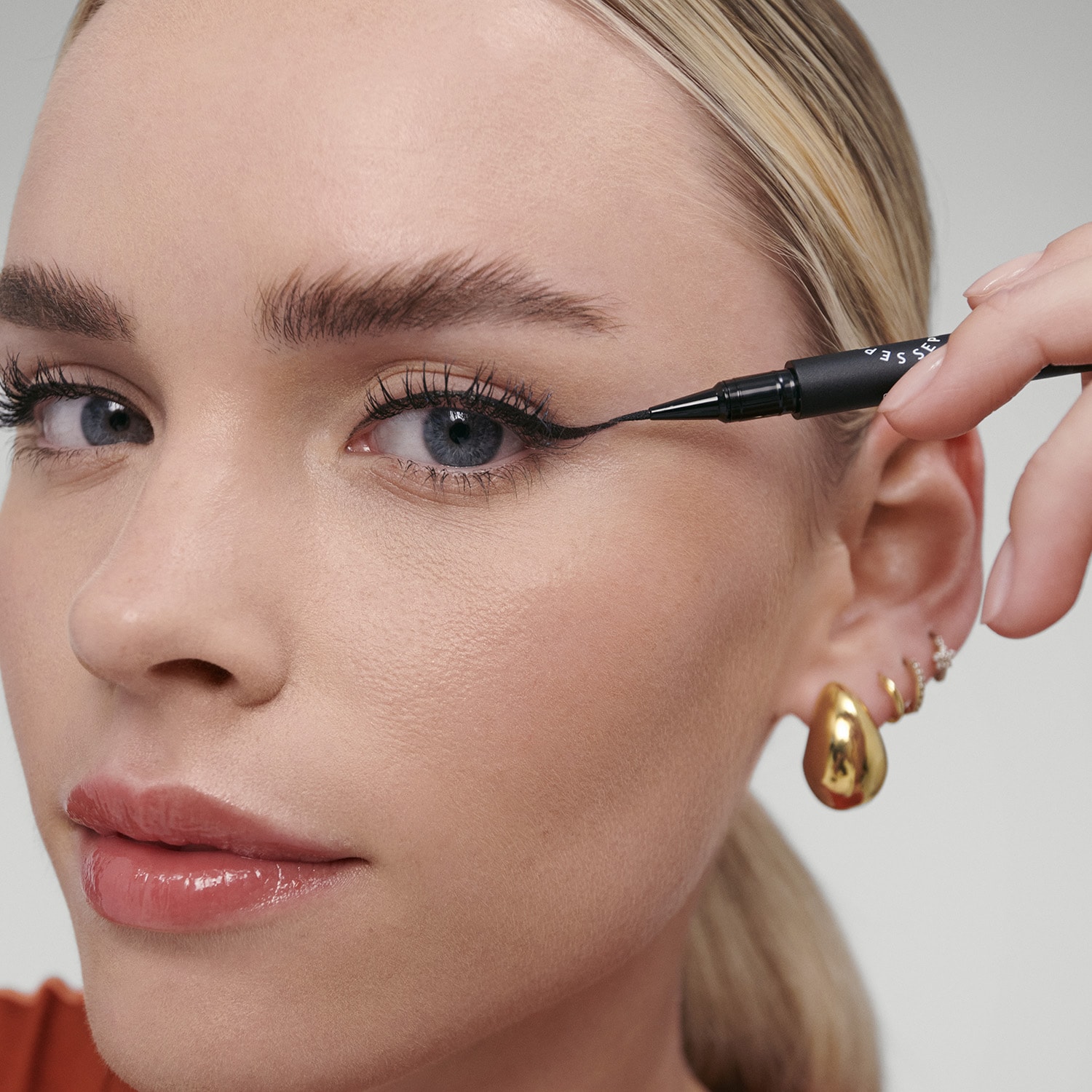 12H Intense Ink Felt Liner Fine Line - Eyeliner Rotulador Ultrapreciso e Intenso