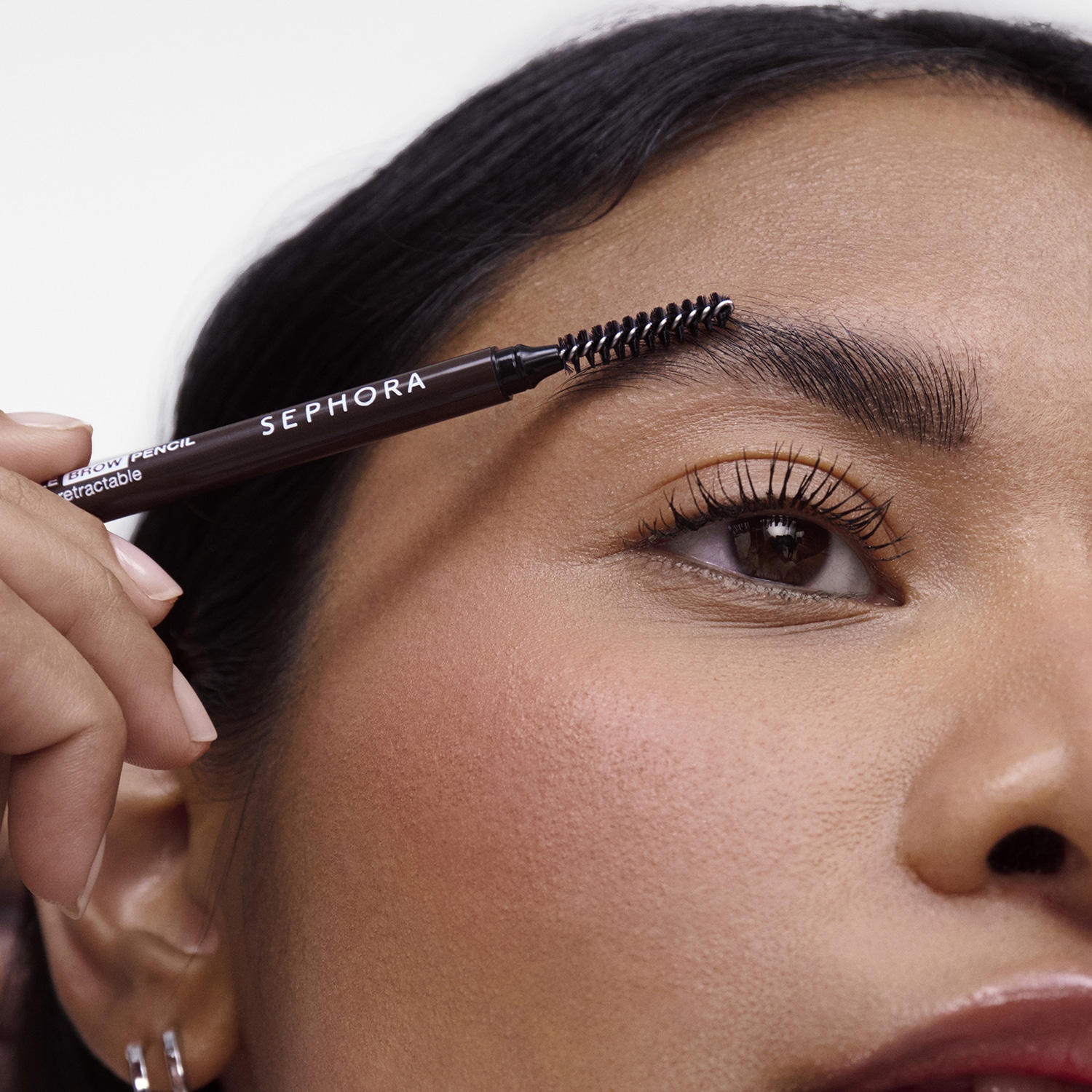 RETRACTABLE BROW PENCIL - L&aacute;piz de cejas retr&aacute;ctil