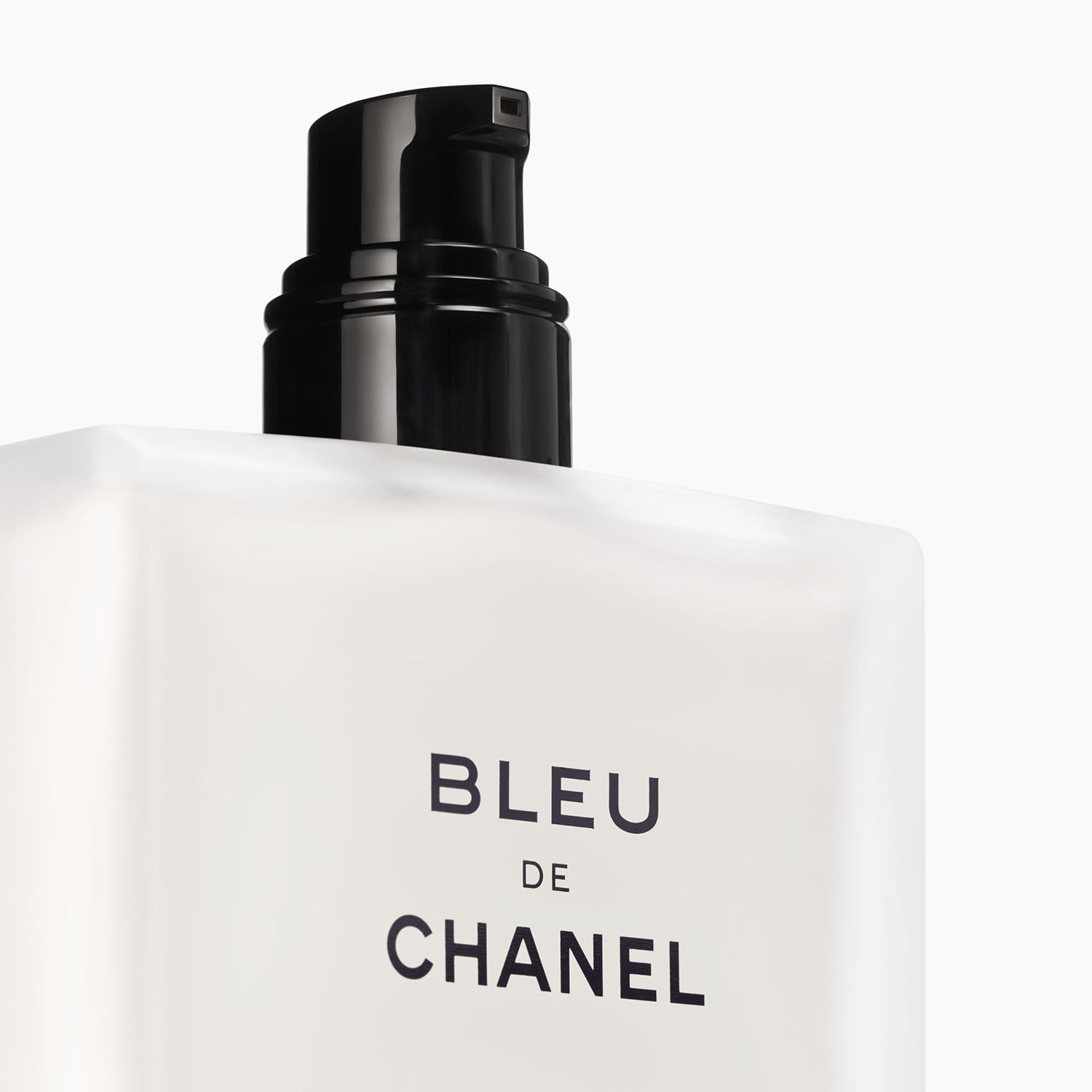 BLEU DE CHANEL - Tratamiento Hidratante 3 En 1