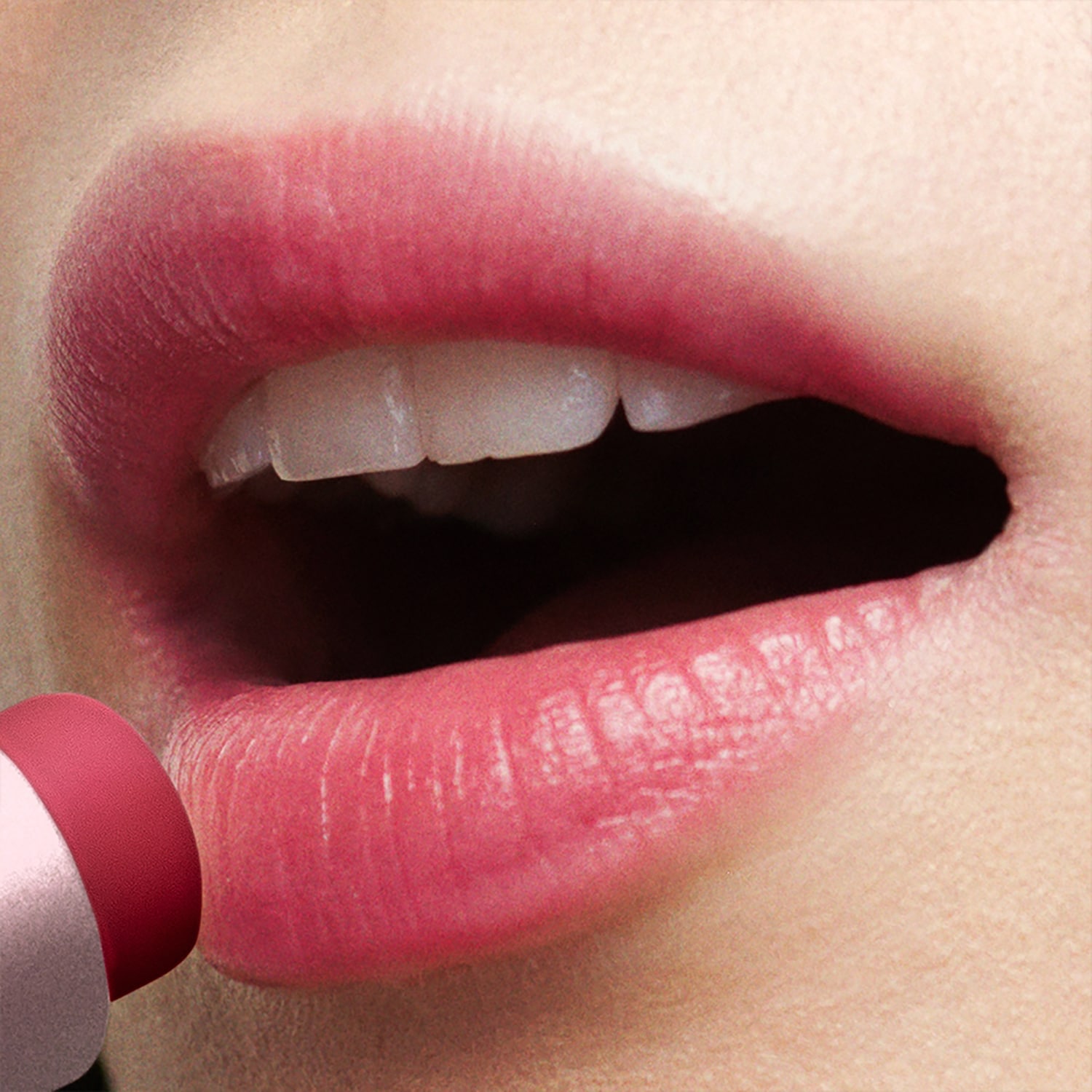 Sugar Tinted Lip Treatment - B&aacute;lsamo labial hidratante con color