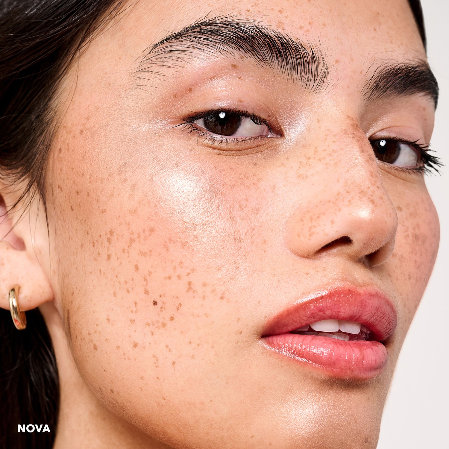 Glow-la-la &ndash; Iluminador de brillo aterciopelado