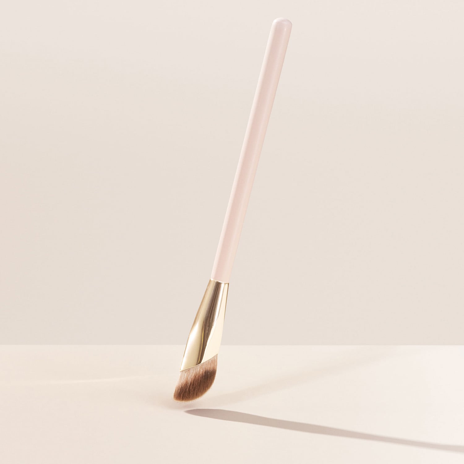 Liquid Touch - Concealer Brush