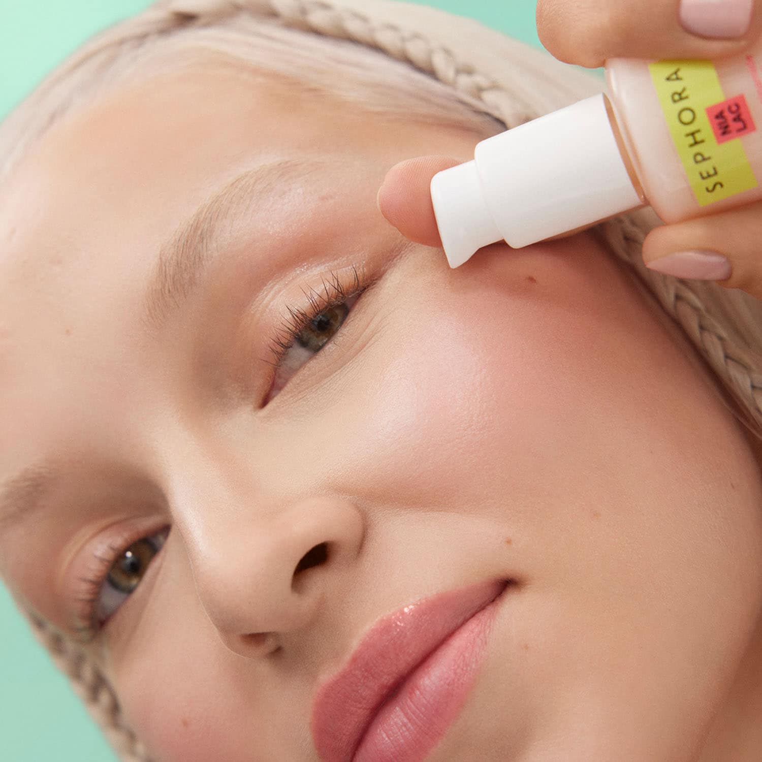 Suero exfoliante suave - Niacinamida uniformizante y &Aacute;cido l&aacute;ctico exfoliante