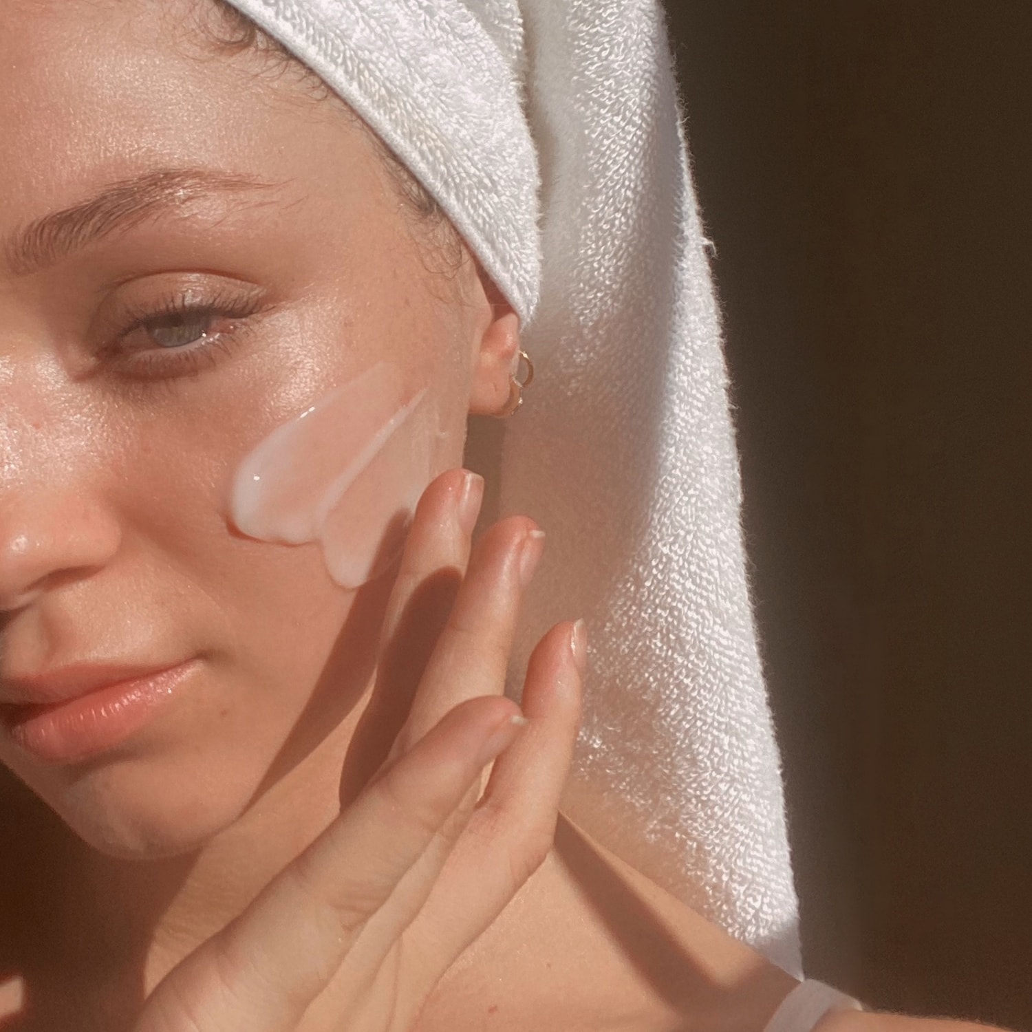 Cloud Dew Oil-Free Gel Cream - Crema en gel ultra-ligera