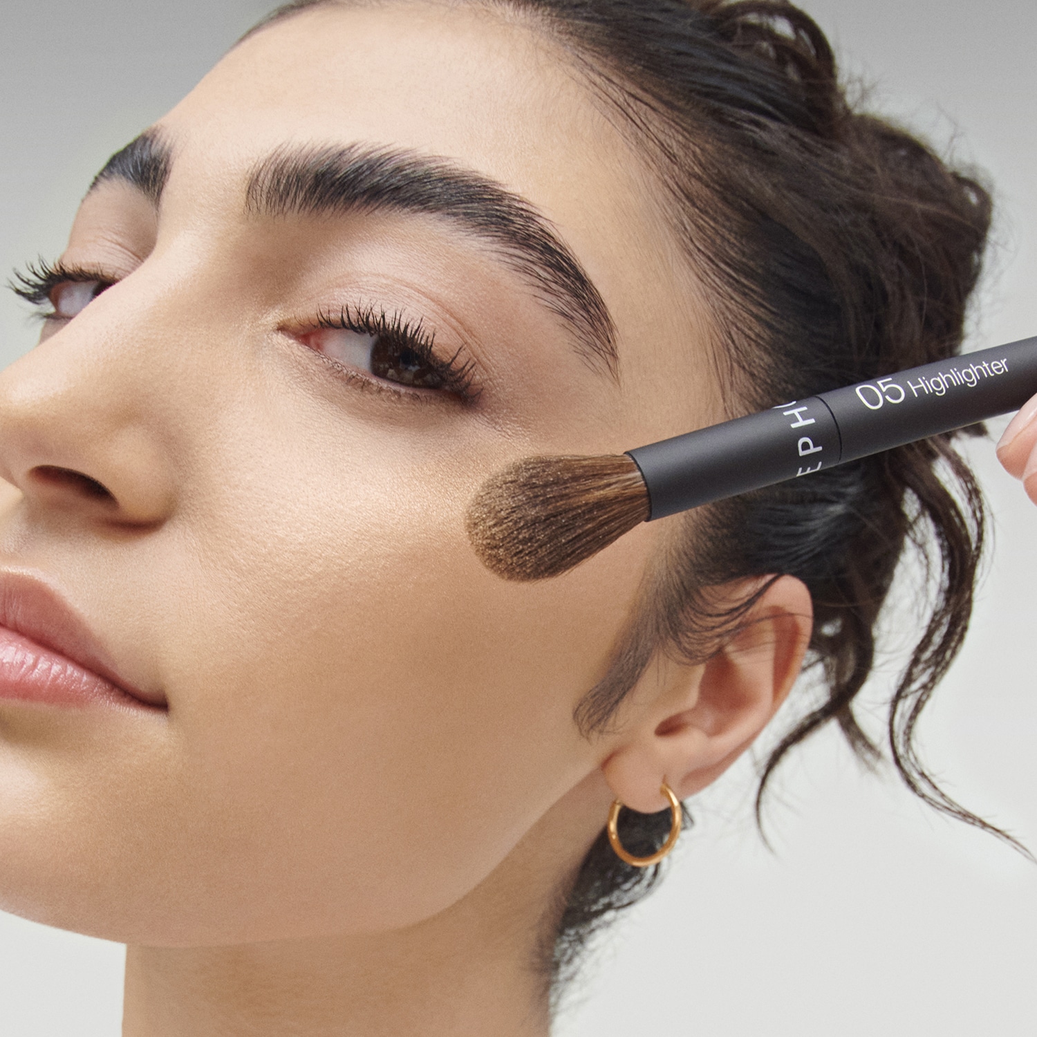 05 La Brocha Iluminadora - Aplicaci&oacute;n Intuitiva, acabado perfecto