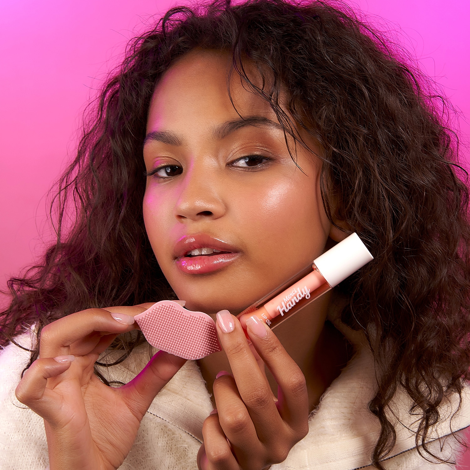 Kit Soft Kisses Heroes - Aceite labial y cepillo exfoliante