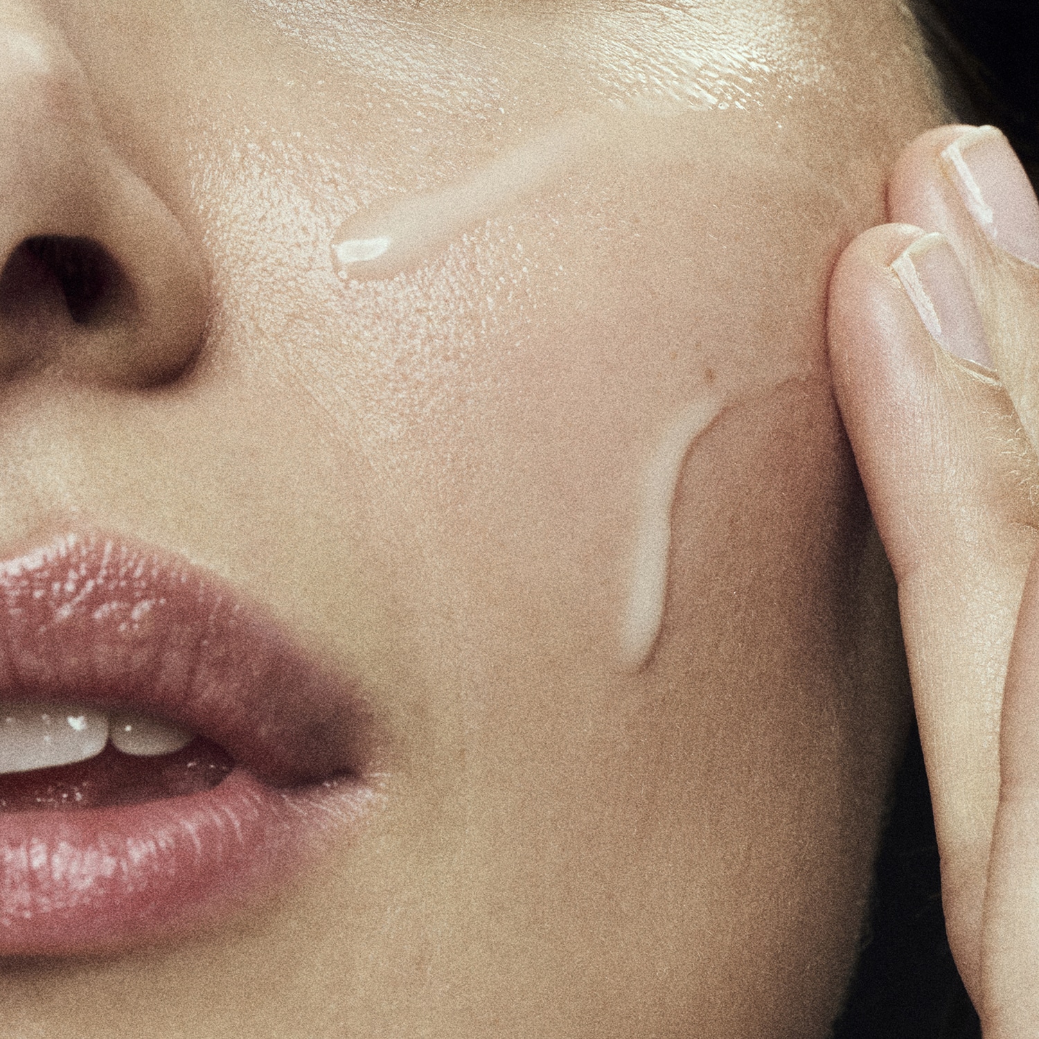 Black Tea Renewal Serum - S&eacute;rum regenerador antiedad con t&eacute; negro