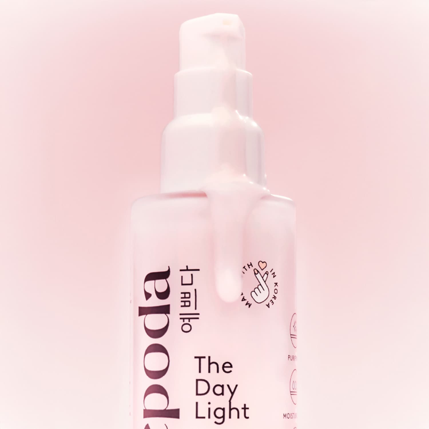 The Day Light &ndash; Crema hidratante sin aceite con agua de rosas y niacinamida