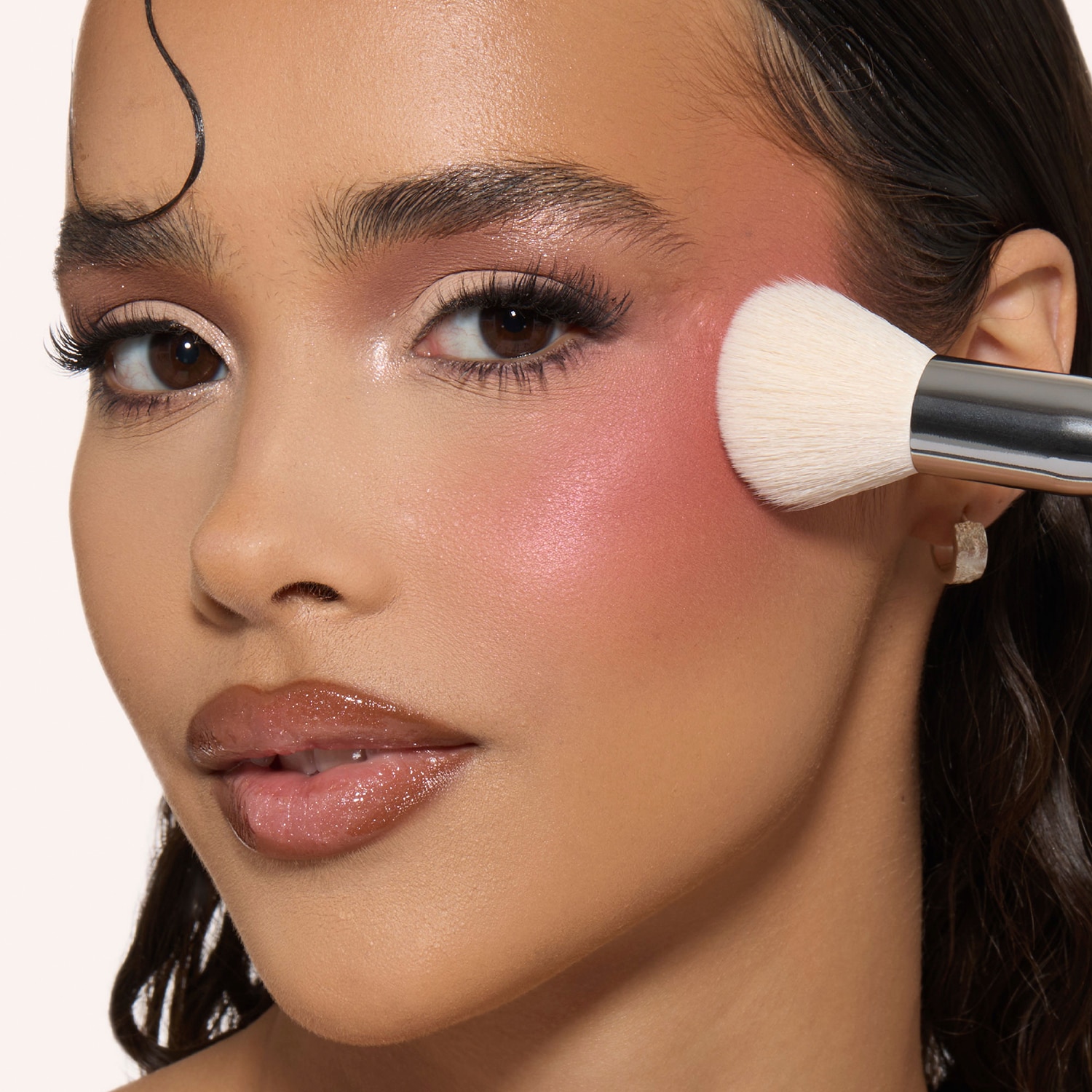 Diffusing Cheek Brush - Brocha para colorete