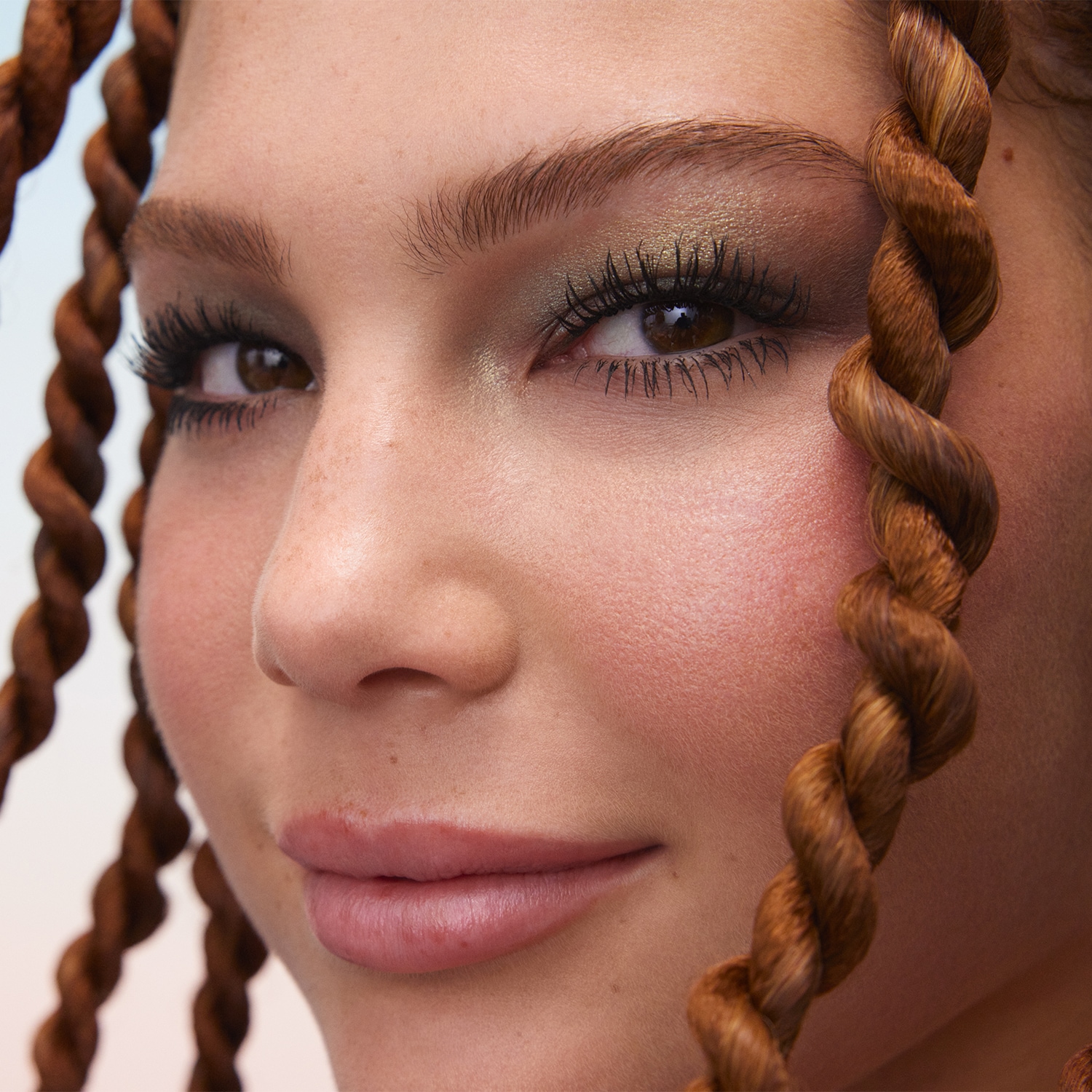 LOVE THE LIFT - MINI M&aacute;scara de pesta&ntilde;as efecto lifting instant&aacute;neo