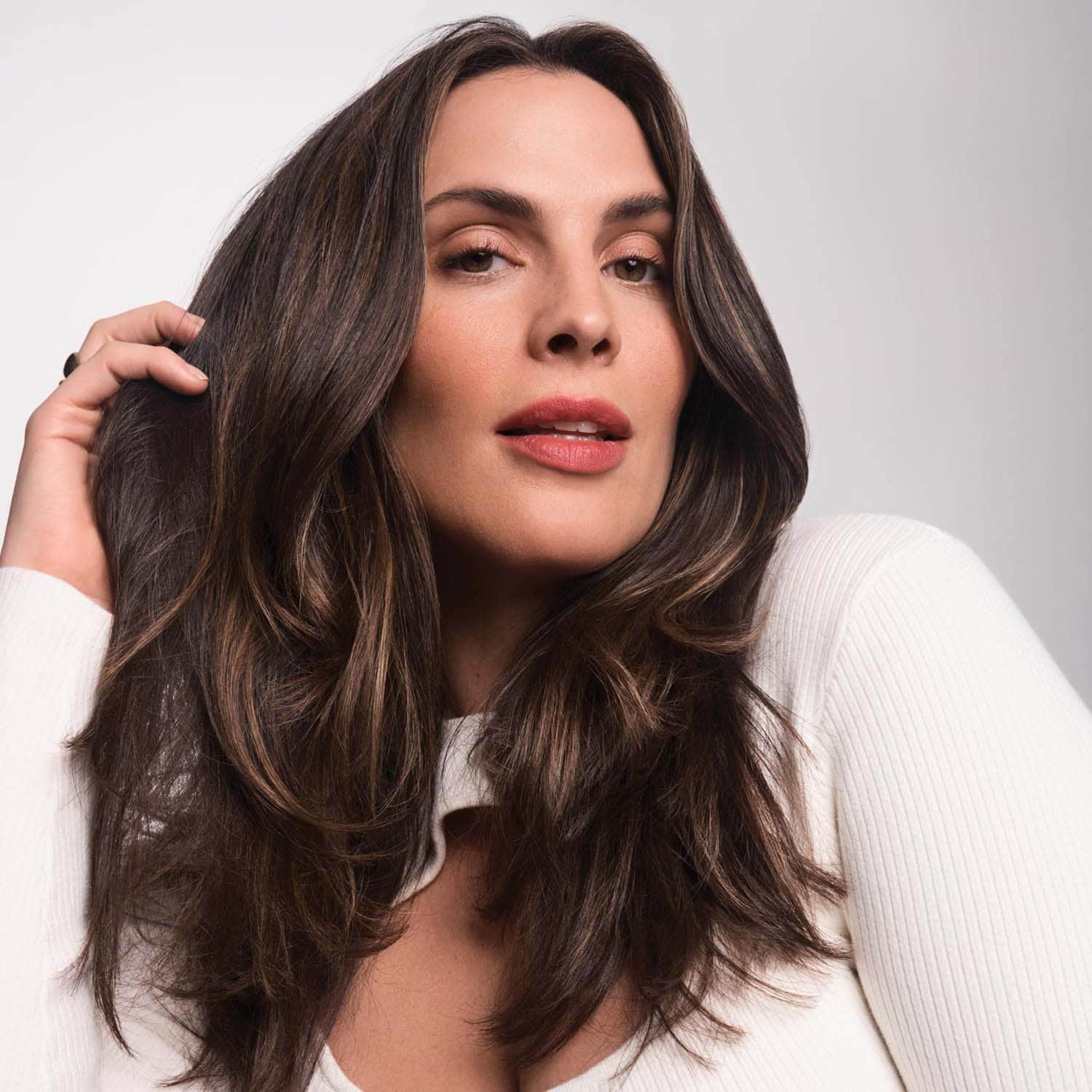 Full Thickening Blow-Dry Cream - Crema de peinado efecto cabello grueso