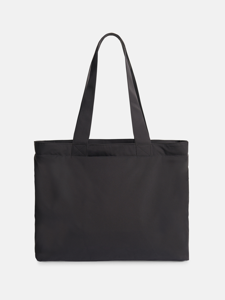 CLOUDBURST TOTE BAG 38L (050 BLACK)