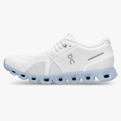 WOMAN'S ON CLOUD 5 (WHITE/CHAMBRAY)