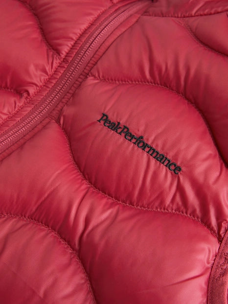 WOMAN'S HELIUM VEST (RR1 ROGUE RED)