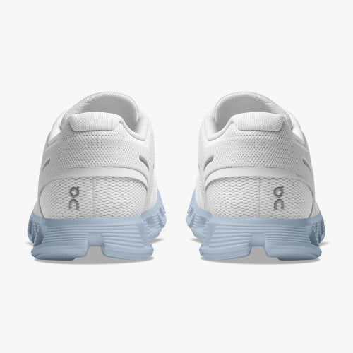 WOMAN'S ON CLOUD 5 (WHITE/CHAMBRAY)