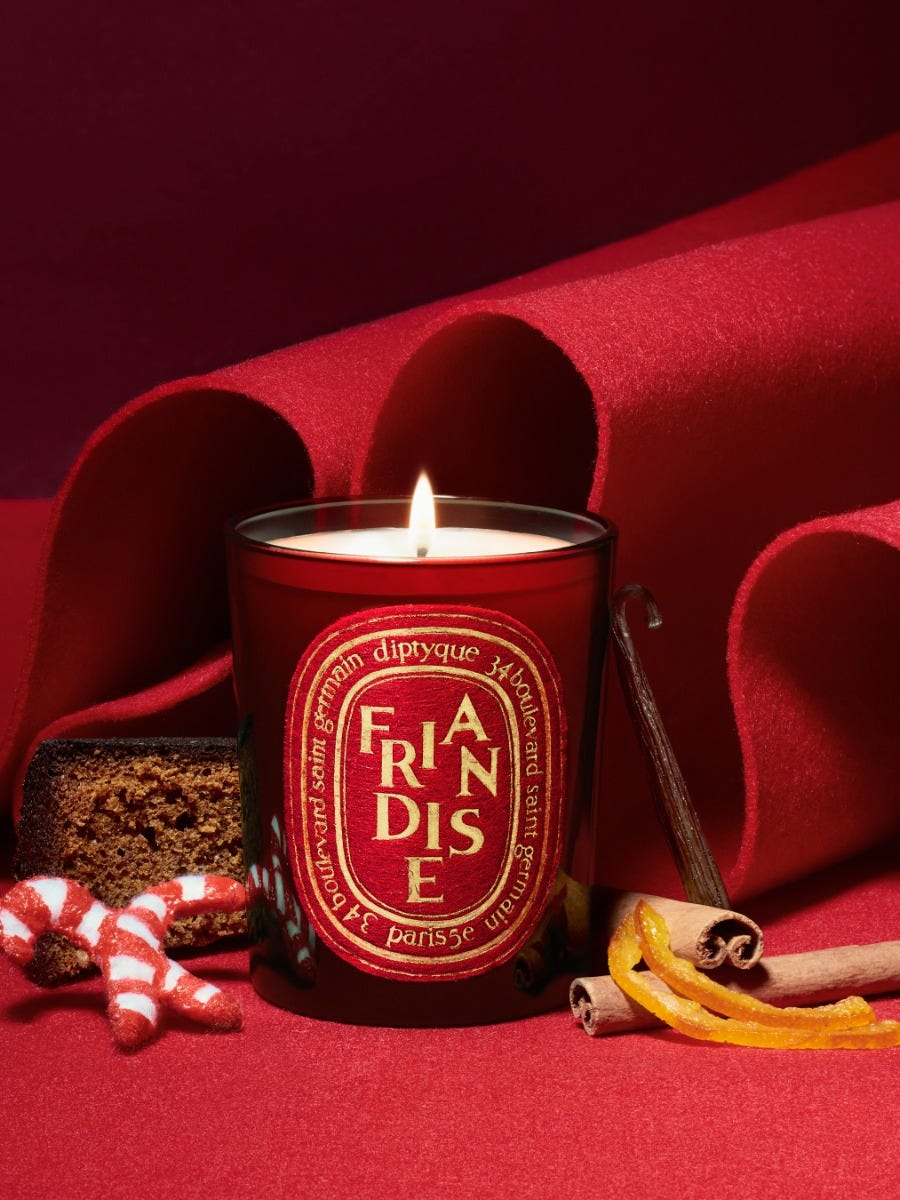 Friandise (Sweet Treat) - Classic candle with golden lid