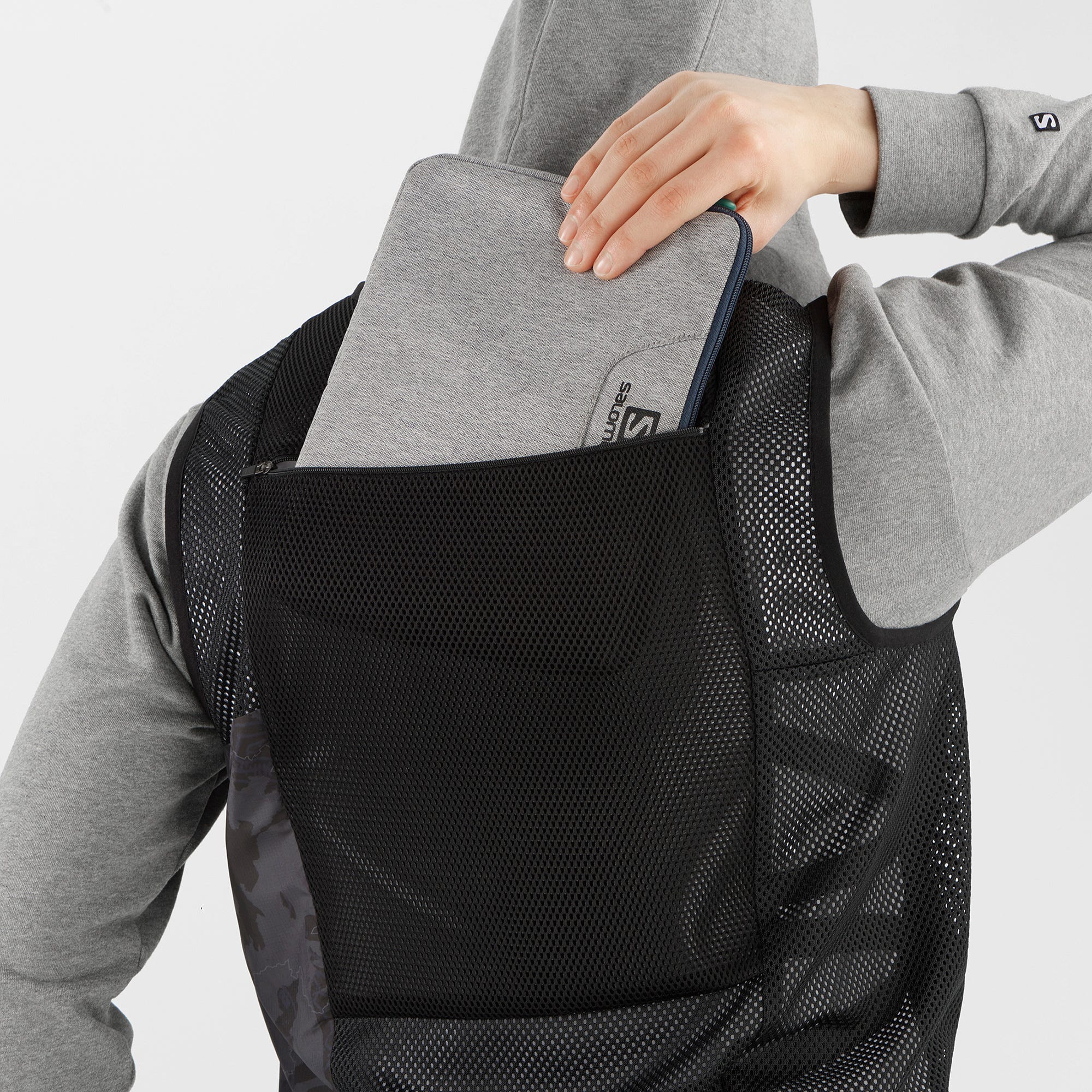 SALOMON OUTLIFE REVERSIBLE UTILITY U