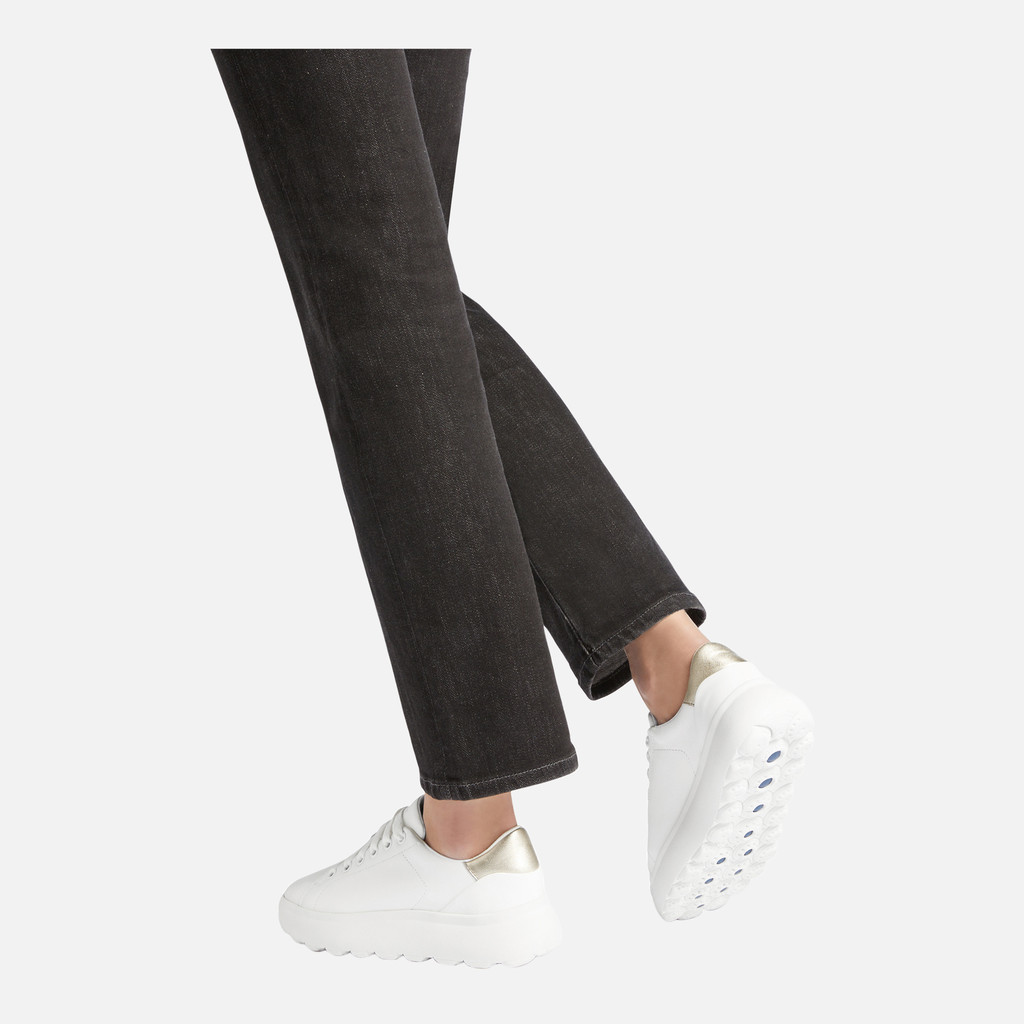 Spherica Ec4.1 Woman