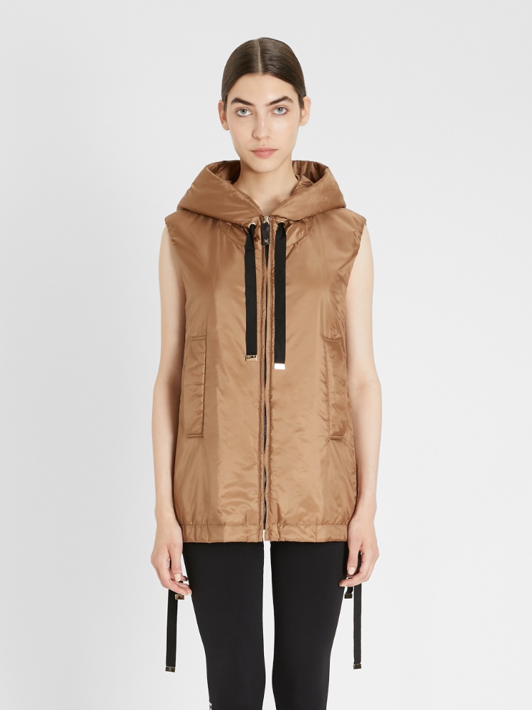 Water-resistant technical canvas gilet