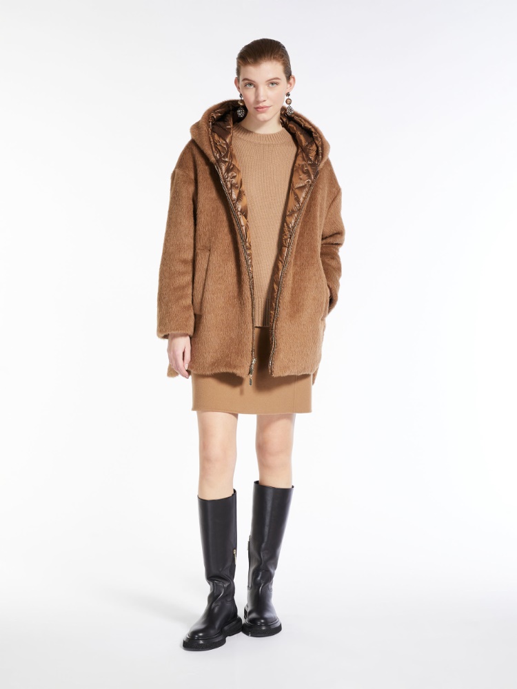 Reversible water-repellent canvas down jacket