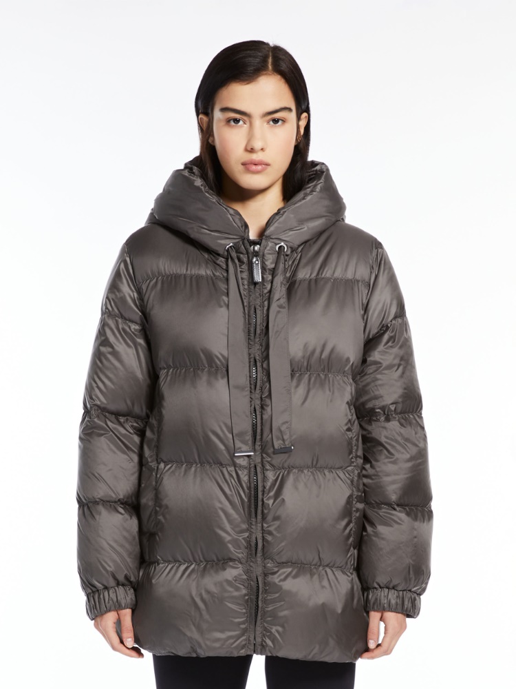 Quilted down jacket in water-resistant canvas