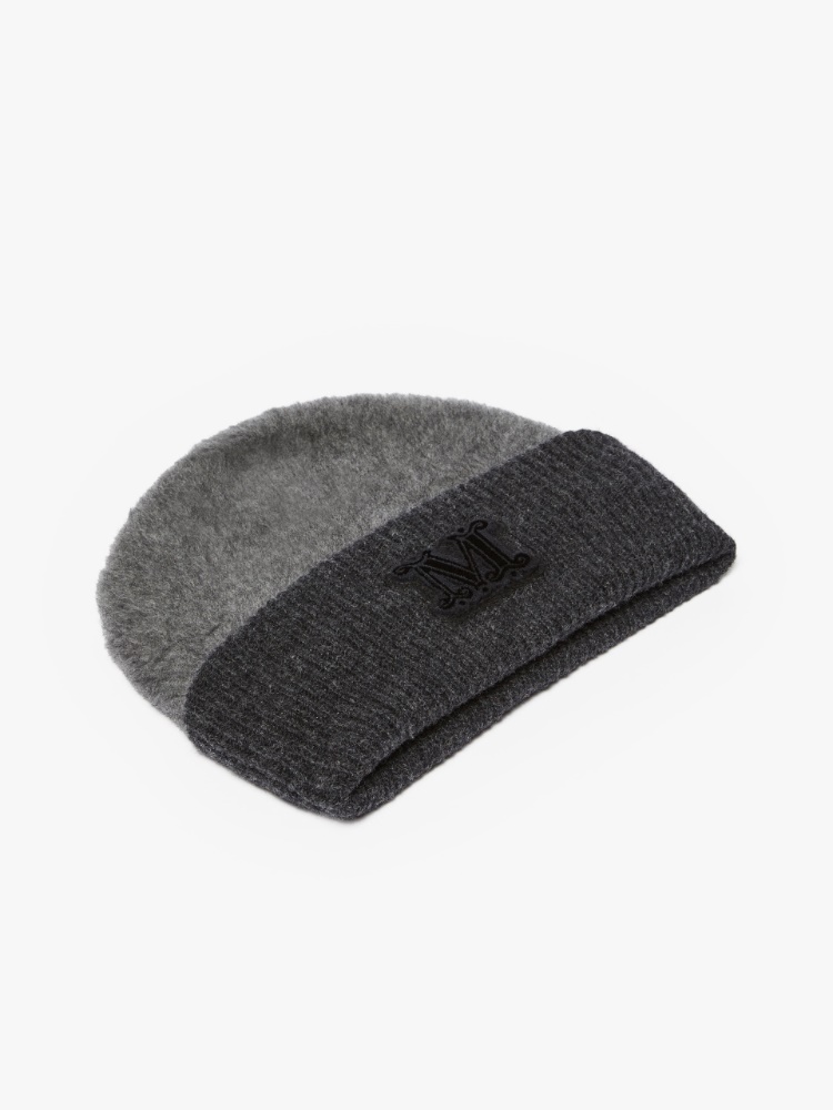 Teddy fabric cap with embroidery