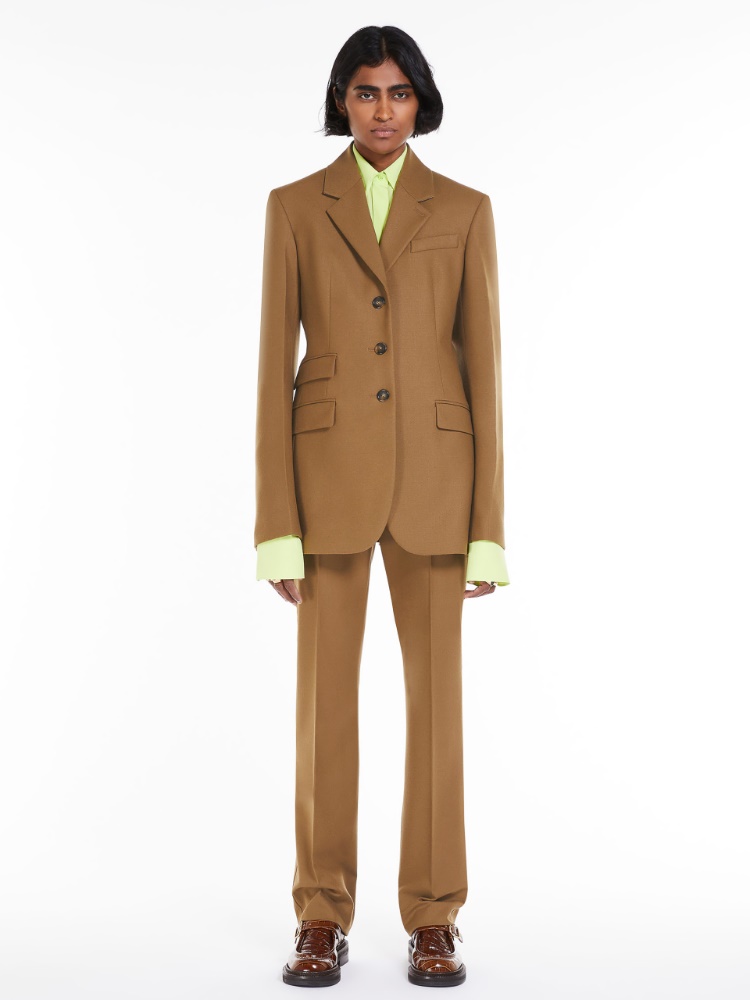 Slim-fit tailored blazer