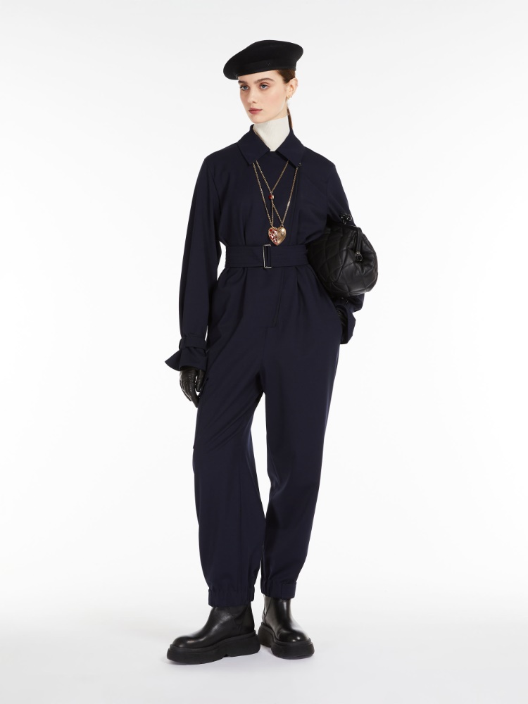 Silk and wool yarn sweater