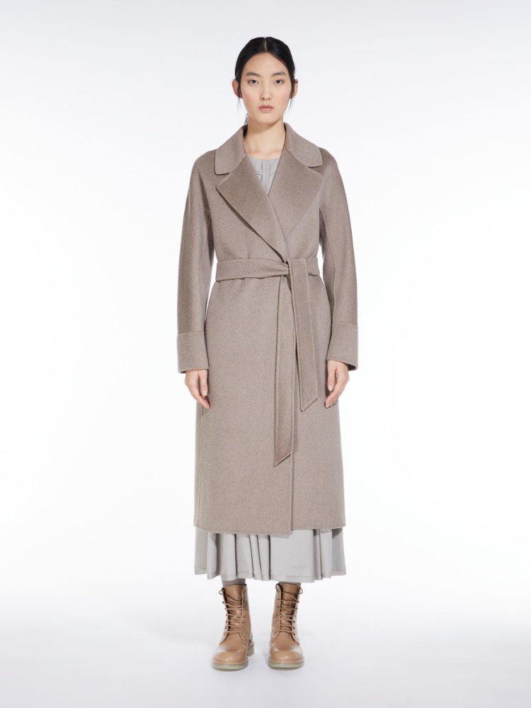 Wool and cashmere coat