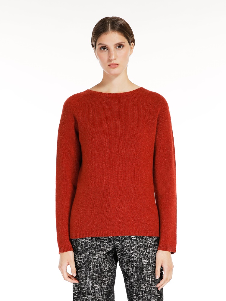 Wool and cashmere yarn sweater