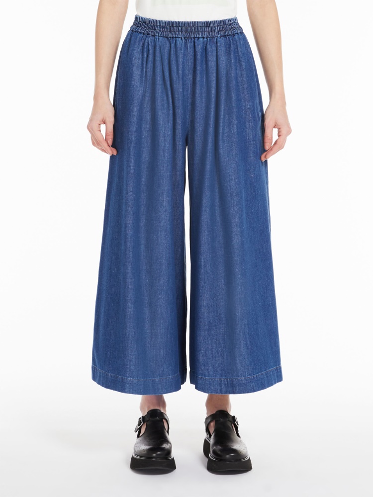 Wide-leg denim jeans