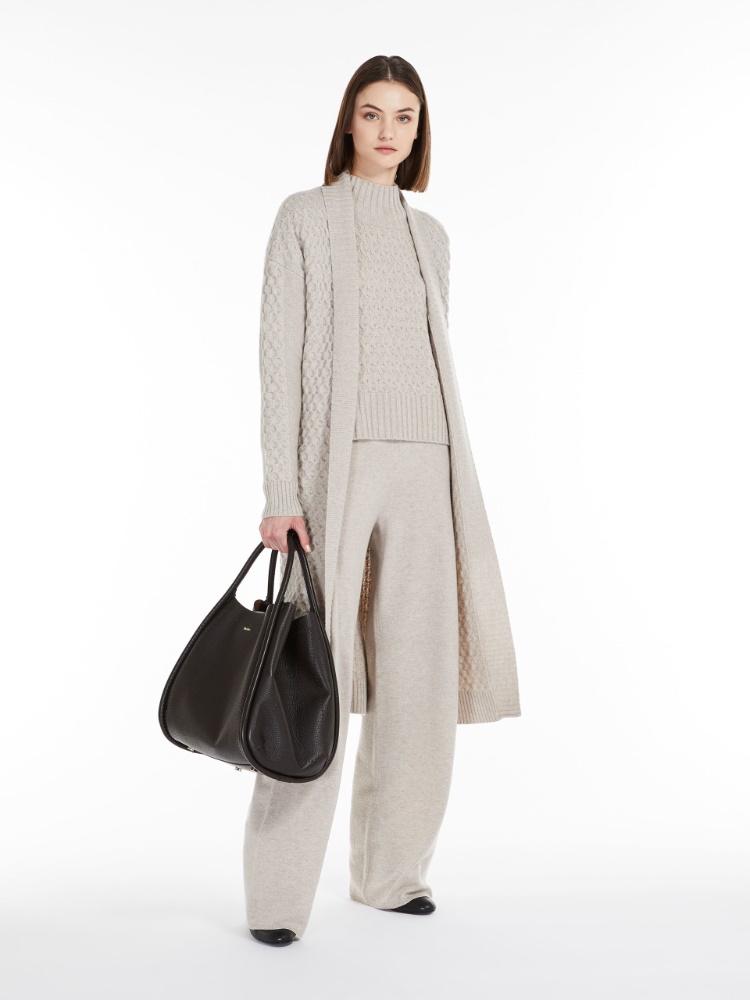 Soft wool and cashmere jumper