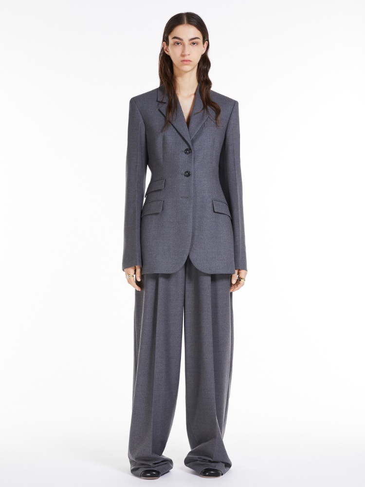 Slim-fit tailored blazer