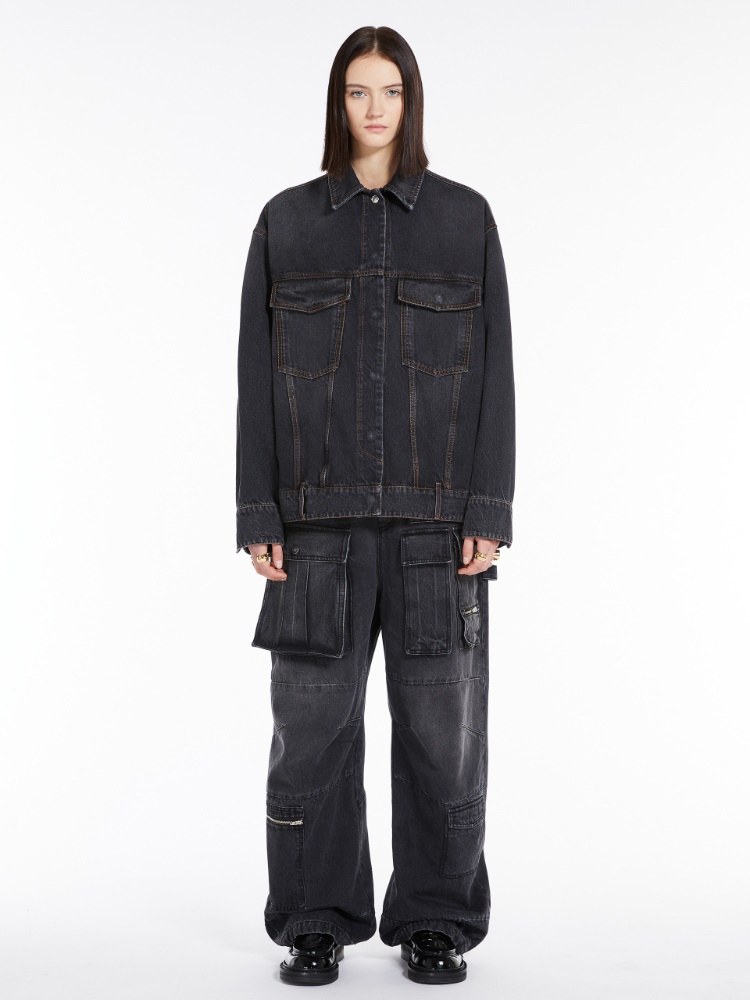 Oversized denim jacket