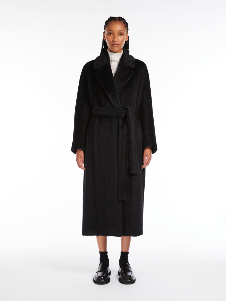 Oversized alpaca and wool coat