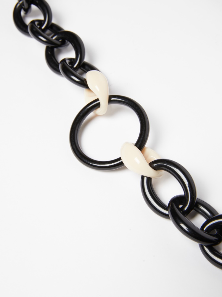 Resin chain necklace