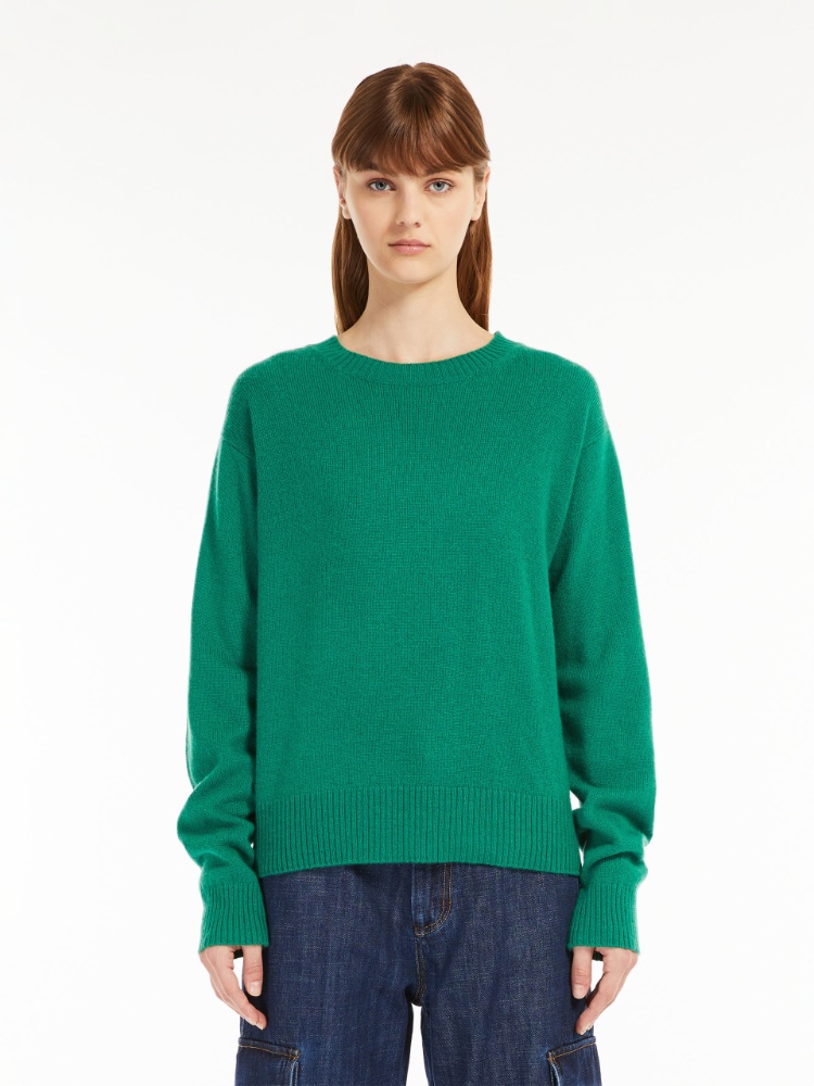 Cashmere sweater