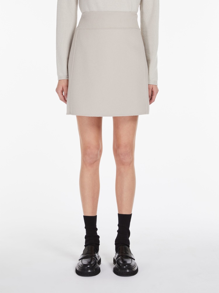 Wool bodycon skirt