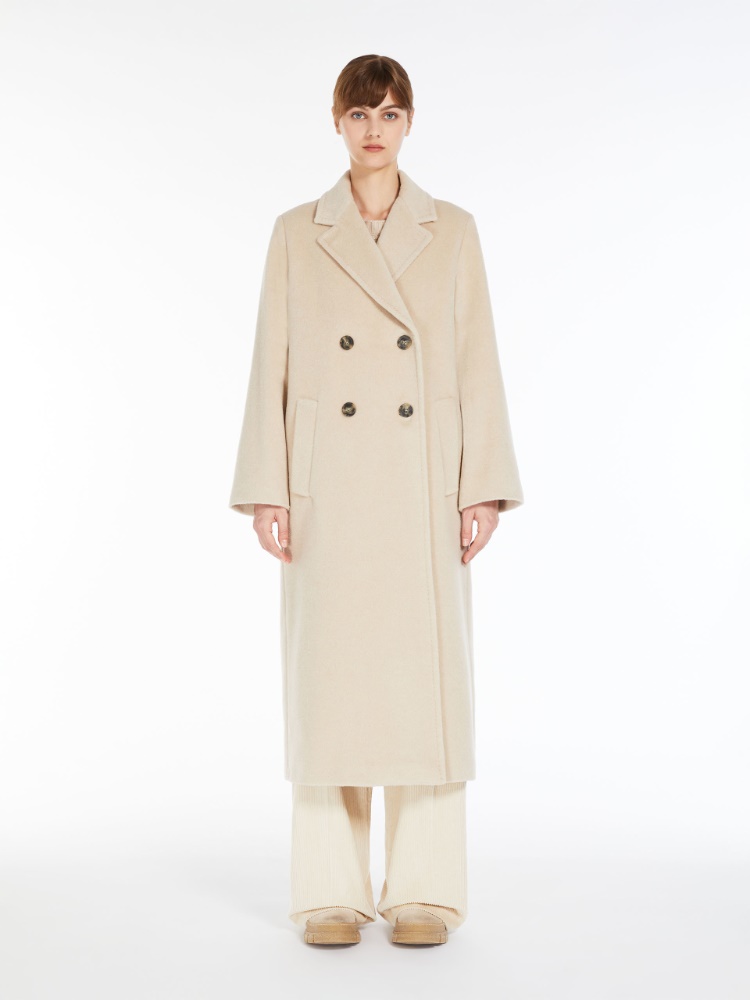 Double-breasted coat in wool and alpaca