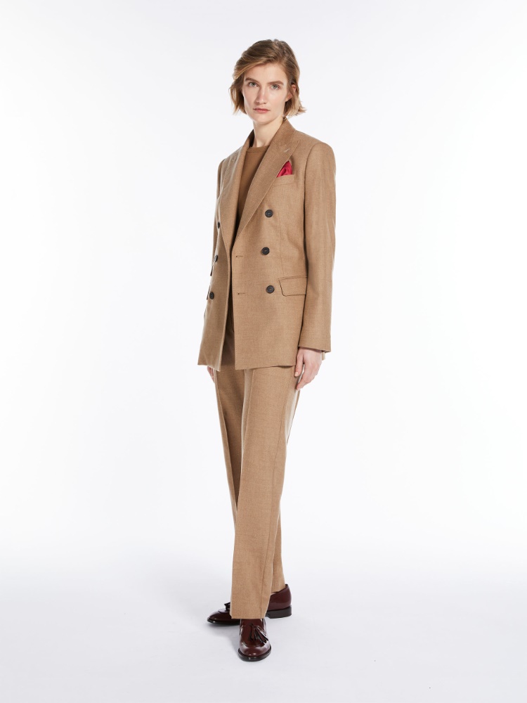 Lightweight wool jumper