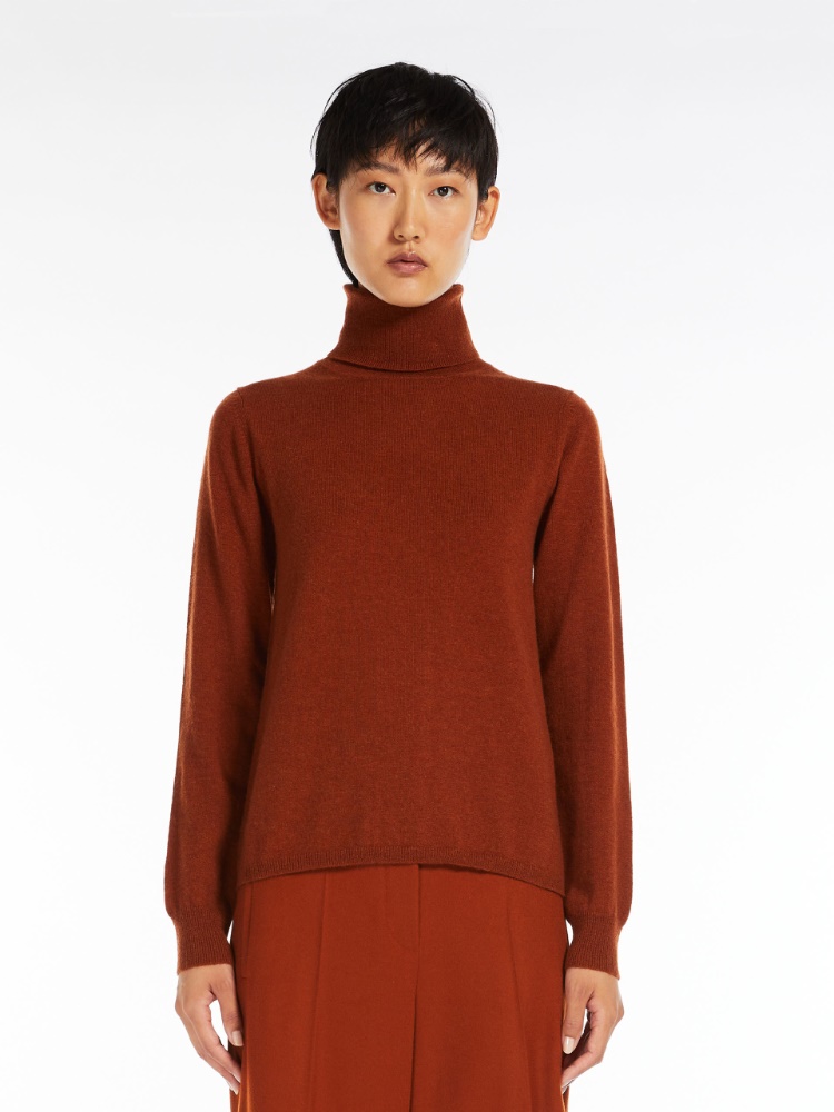 Wool and cashmere polo-neck jumper