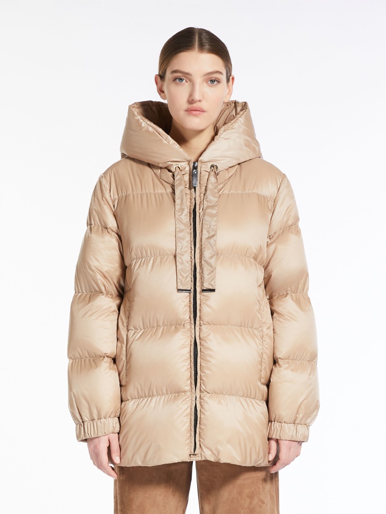 Quilted down jacket in water-resistant canvas