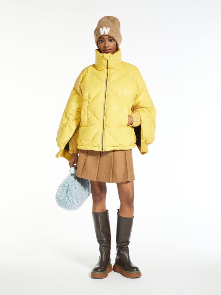 Water-repellent taffeta down jacket