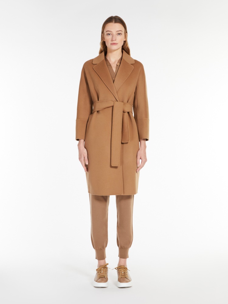 Short wool coat
